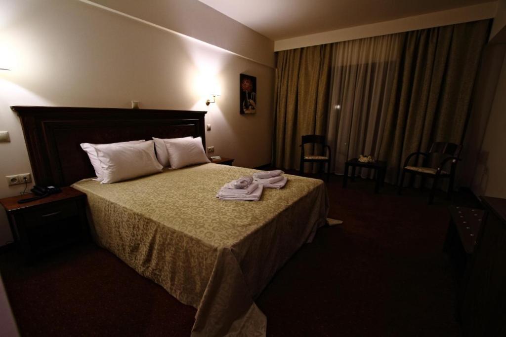 Siris Hotel Serres Room photo